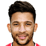 Macauley Bonne